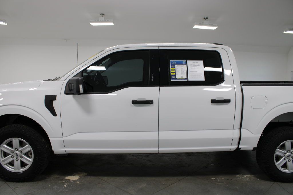 Used 2022 Ford F150 XLT w/ Equipment Group 301A Mid AWD/4WD image 6