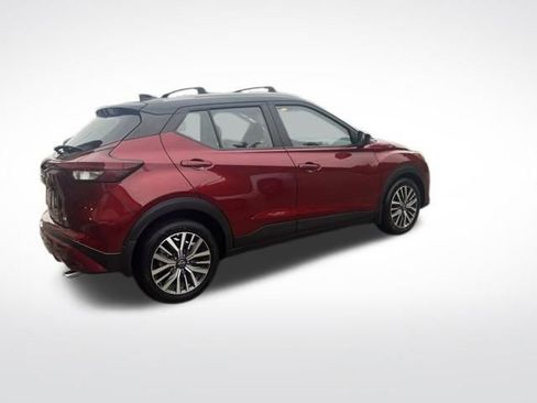 Used 2024 Nissan Kicks SV w/ Exterior Package FWD image 5