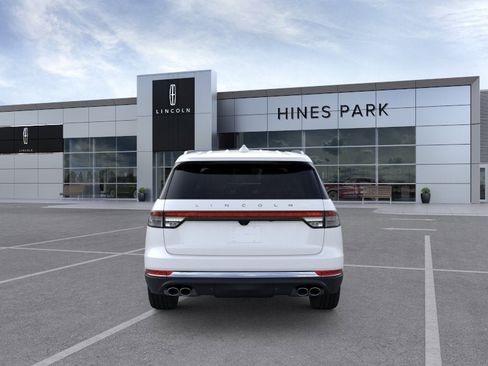 New 2026 Lincoln Aviator AWD image 5