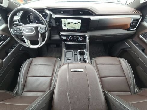 Used 2025 GMC Sierra 2500 Denali w/ Denali Reserve Package AWD/4WD image 37
