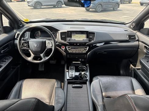 Used 2020 Honda Pilot Black Edition image 25