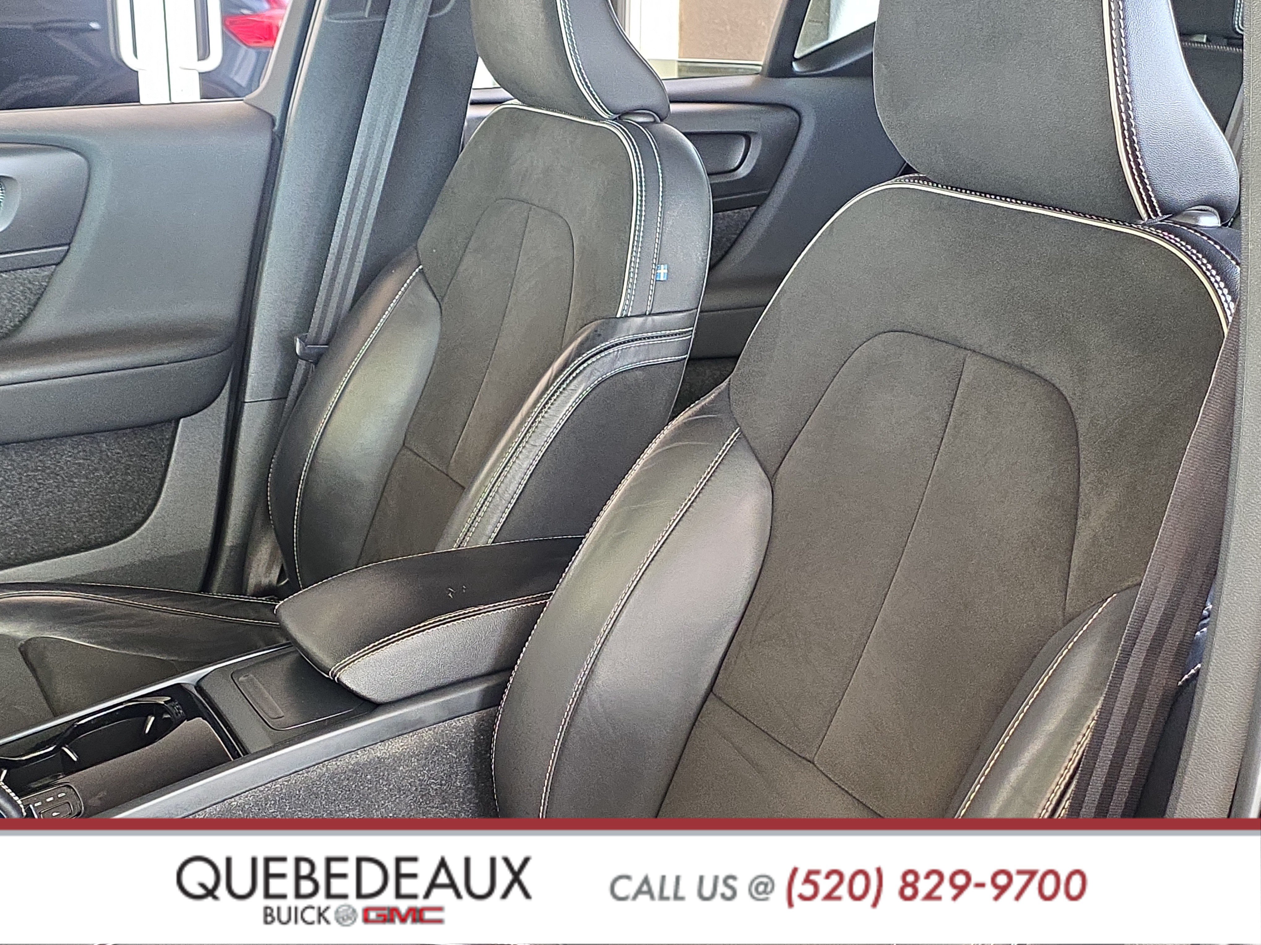 Used 2022 Volvo XC40 P8 Recharge Ultimate AWD/4WD image 12