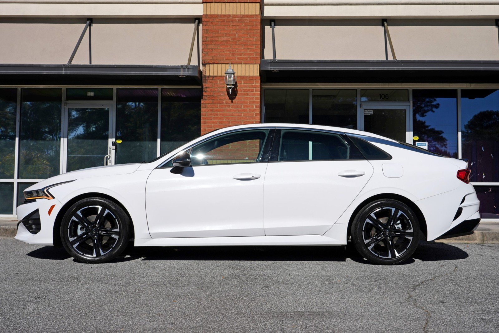 Used 2021 Kia K5 GT-Line AWD/4WD image 8