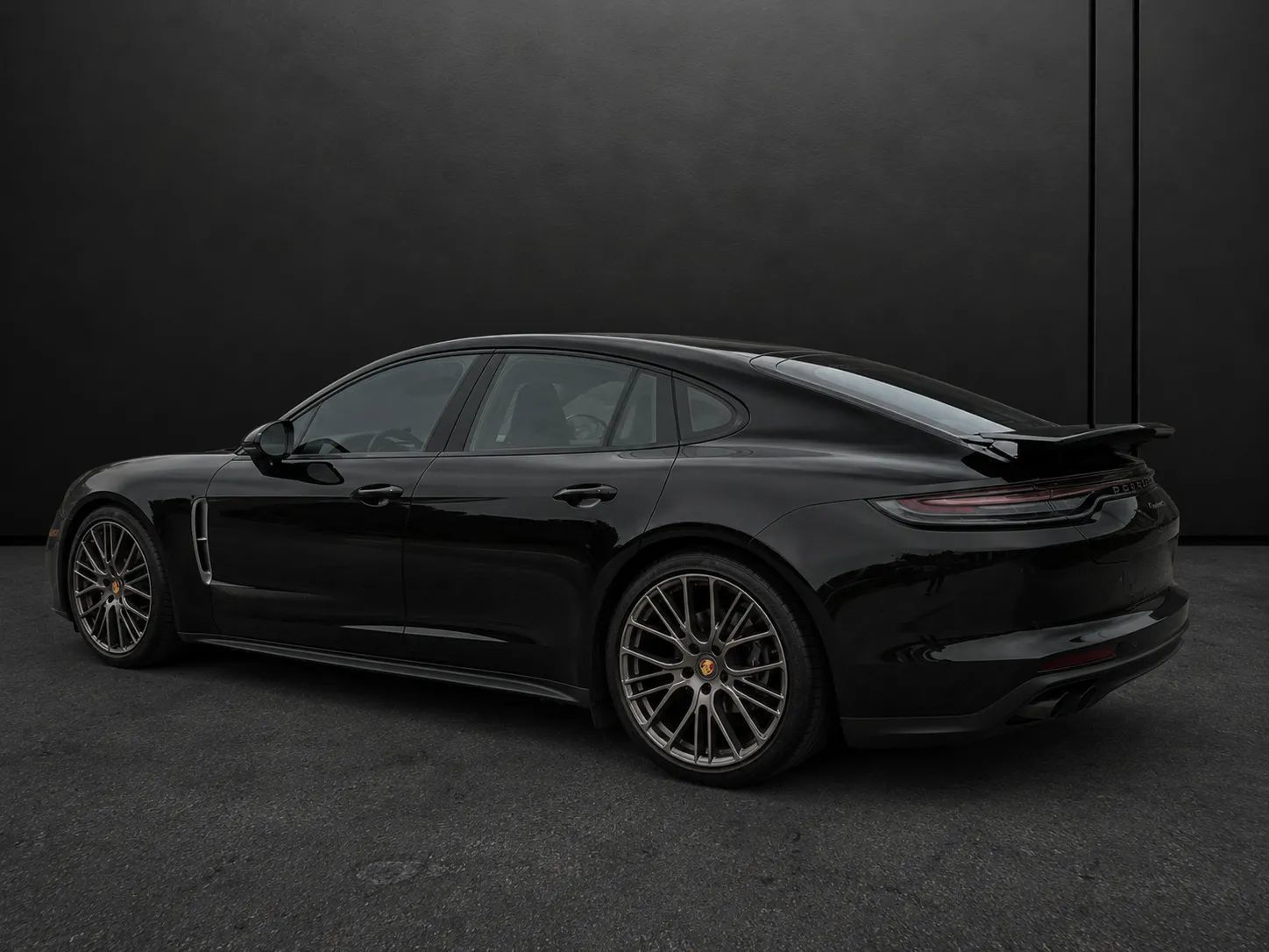 Used 2023 Porsche Panamera image 5