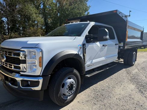 New 2026 Ford F450 XL w/ XL Chrome Package image 3