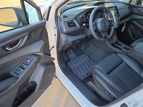 New 2025 Subaru Ascent Bronze Edition image 9