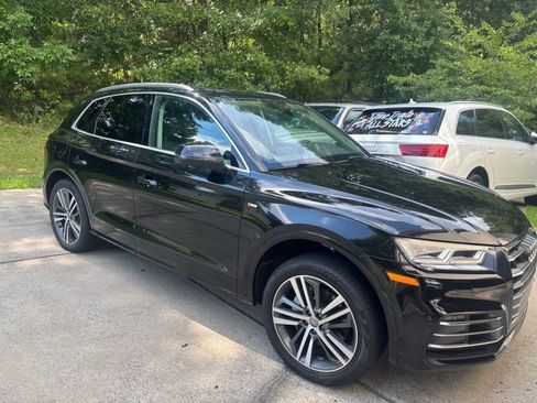 Used 2020 Audi Q5 e Premium Plus AWD/4WD image 2