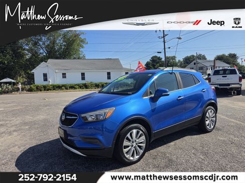 Used 2017 Buick Encore Preferred AWD/4WD image 1