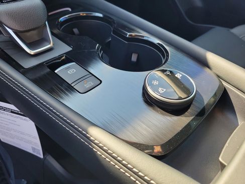 New 2026 Nissan Rogue Platinum image 34