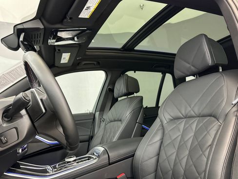 Used 2025 BMW X5 M60i w/ Executive Package AWD/4WD image 22