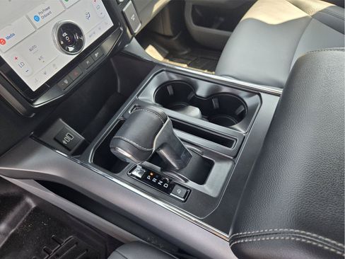 Certified 2025 Ford F150 Lightning Flash AWD/4WD image 18