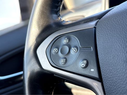 Used 2022 Chevrolet Colorado Z71 image 12