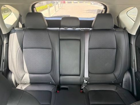 Used 2025 Kia Seltos EX FWD image 10