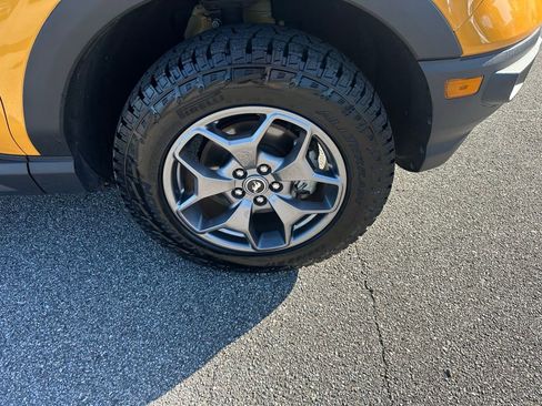 Used 2023 Ford Bronco Sport Badlands image 4