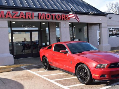 Used 2012 Ford Mustang Premium image 9