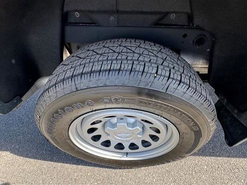 Used 2023 Chevrolet Colorado W/T image 29