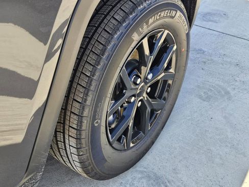 New 2026 Jeep Grand Cherokee Altitude RWD image 6