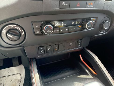 Used 2023 Nissan Frontier PRO-4X w/ Pro-4X Premium Package AWD/4WD image 19