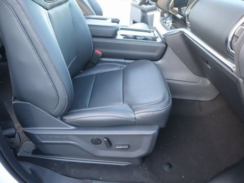 New 2026 Ford Expedition Platinum w/ Stealth Appearance Package image 16