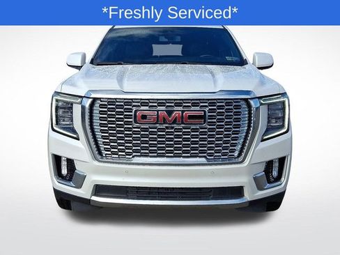 Certified 2021 GMC Yukon XL Denali image 2