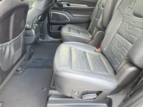 Used 2021 Kia Telluride SX w/ SX Prestige Package AWD/4WD image 13
