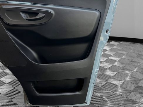 Used 2021 Mercedes-Benz Sprinter 2500 image 13