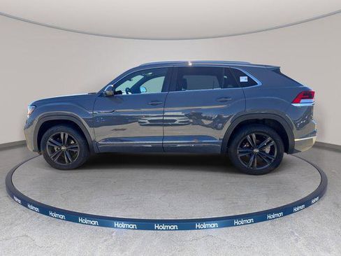 Used 2022 Volkswagen Atlas Cross Sport SEL R-Line AWD/4WD image 9