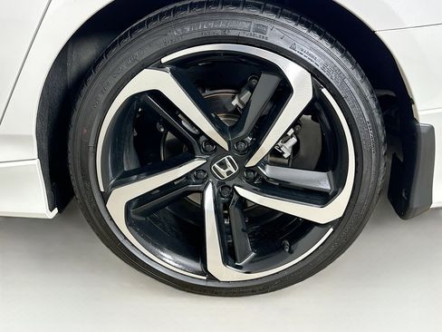 Used 2022 Honda Accord Sport image 11