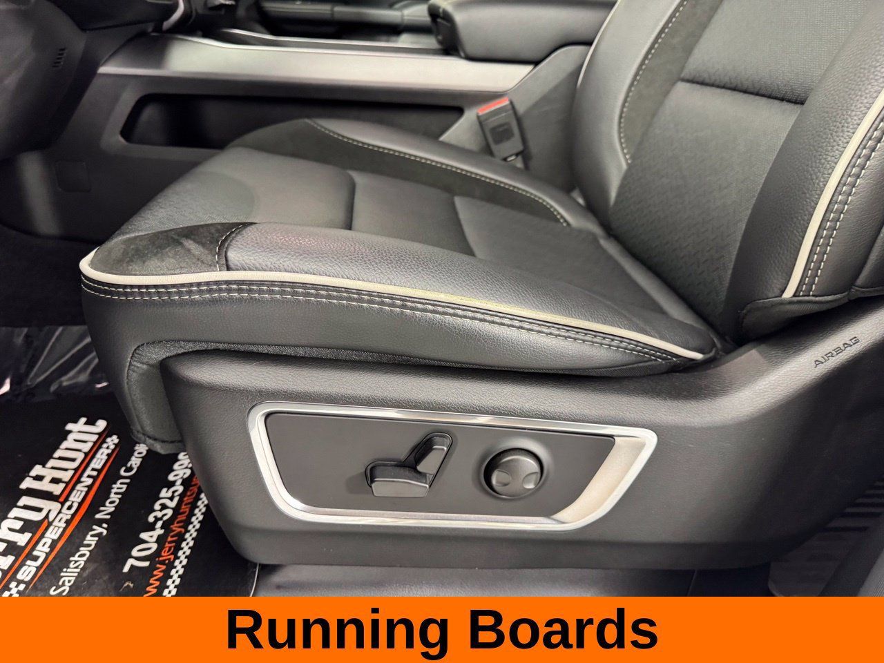 Used 2026 RAM 1500 Laramie w/ Off Road Group AWD/4WD image 14
