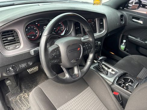 Used 2023 Dodge Charger R/T w/ Blacktop Package RWD image 4