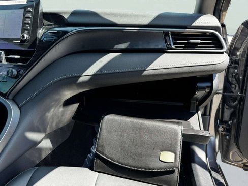 Used 2024 Toyota Camry SE image 49