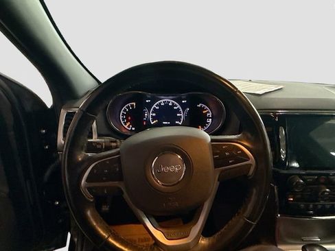 Used 2020 Jeep Grand Cherokee Limited image 12