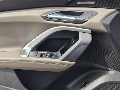 Certified 2025 Audi Q5 Premium Plus w/ Premium Plus image 28