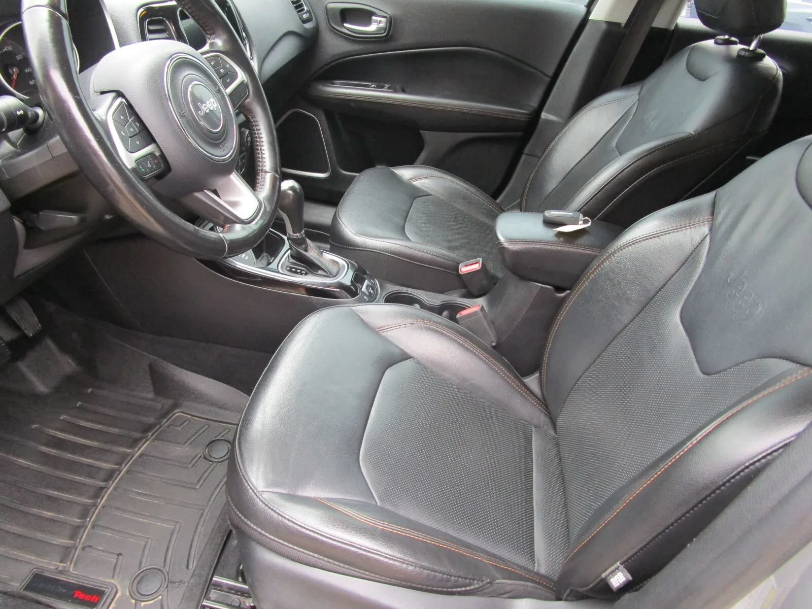 Used 2019 Jeep Compass Limited AWD/4WD image 13