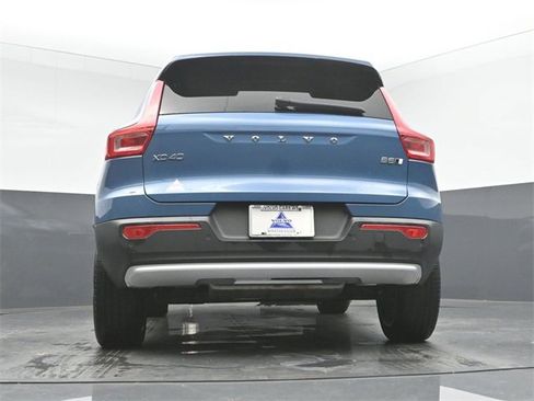 Used 2023 Volvo XC40 B5 Ultimate w/ Protection Package Premier image 48