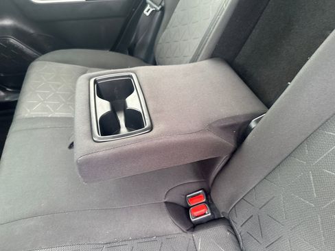 Used 2021 Toyota RAV4 XLE w/ Convenience Package image 36