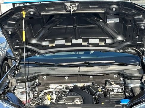 Used 2024 Volkswagen Taos SE image 22