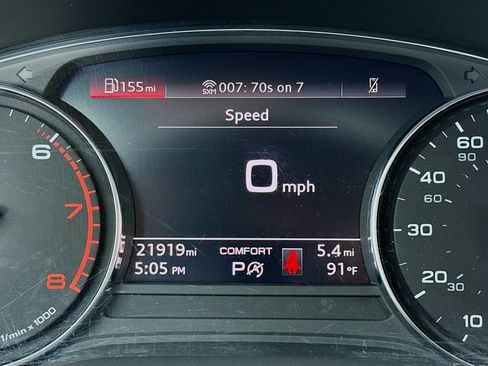 Used 2023 Audi Q5 2.0T Premium w/ Convenience Package AWD/4WD image 8