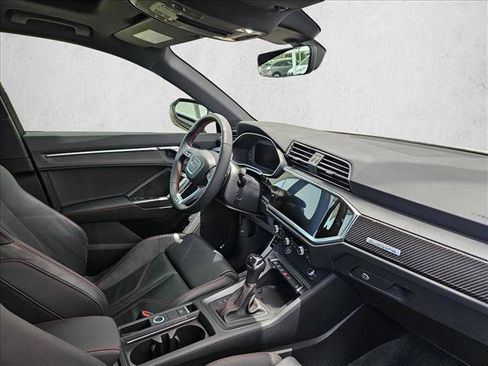 Certified 2025 Audi Q3 2.0T Premium Plus w/ Premium Plus Package AWD/4WD image 11