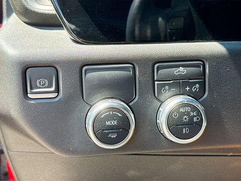 Used 2022 GMC Sierra 1500 Elevation RWD image 20