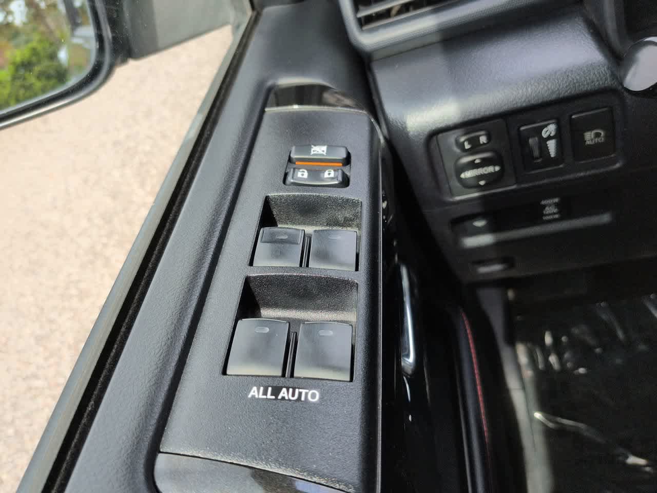 Certified 2020 Toyota 4Runner TRD Off-Road AWD/4WD image 21
