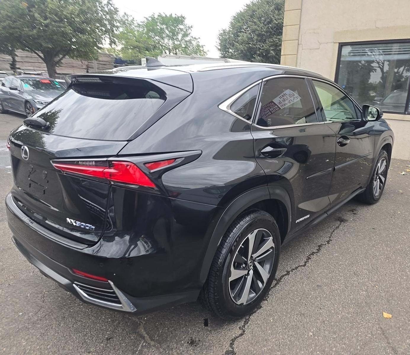 Used 2019 Lexus NX 300h AWD w/ Premium Package image 2
