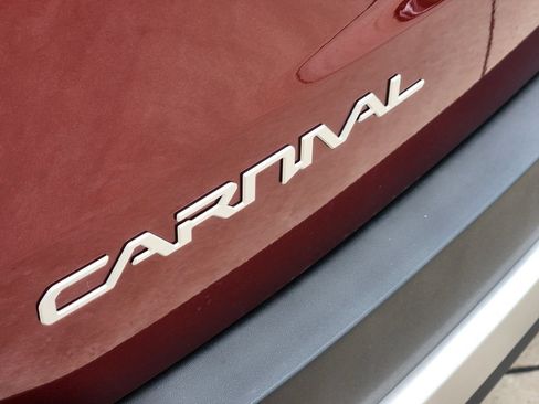 New 2026 Kia Carnival SX FWD image 8