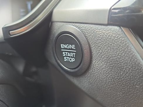 Certified 2024 Ford Escape Active AWD/4WD image 20