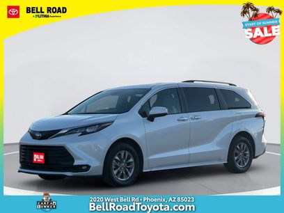 Used 2025 Toyota Sienna XLE