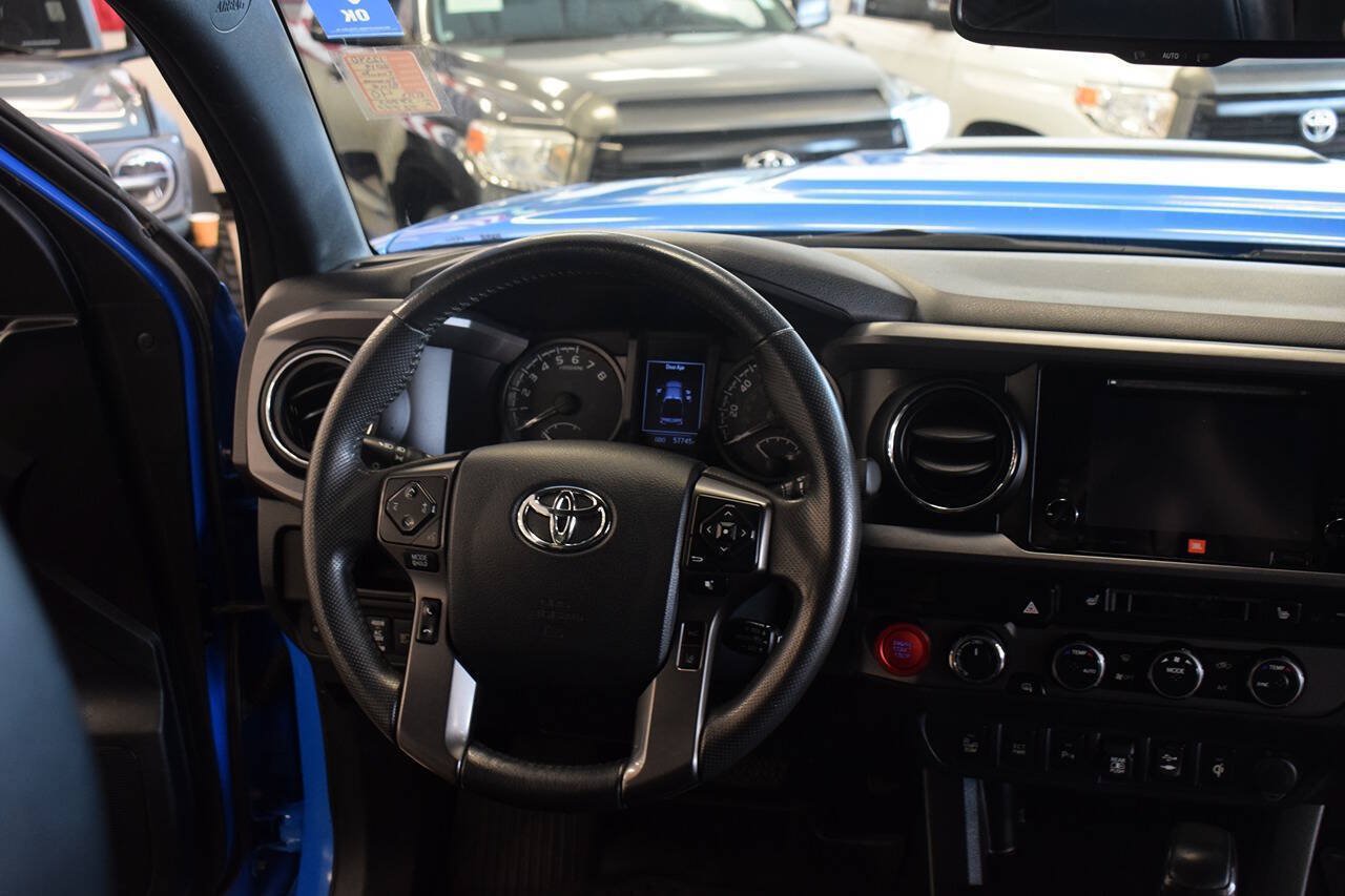 Used 2019 Toyota Tacoma TRD Pro AWD/4WD image 31