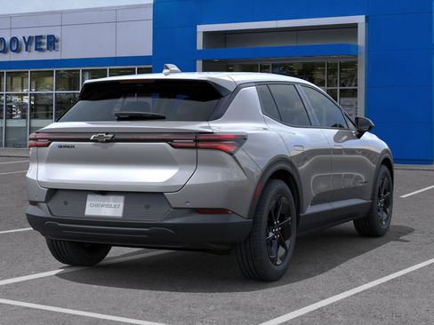 New 2026 Chevrolet Equinox EV LT image 28