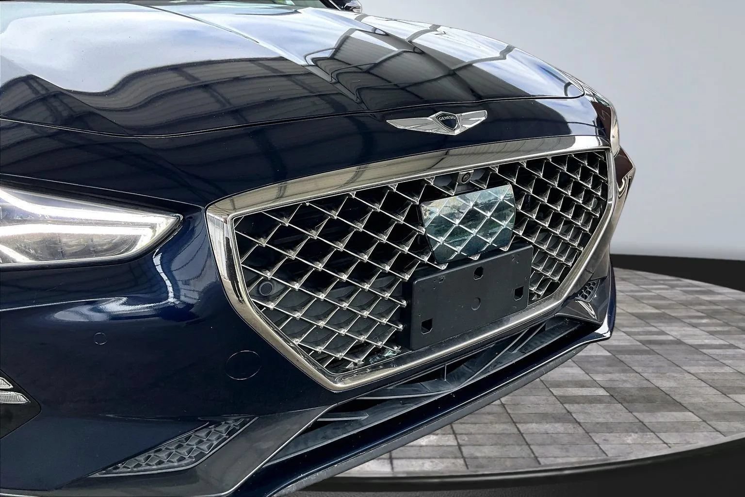 Used 2021 Genesis G70 2.0T w/ Prestige Package AWD/4WD image 30