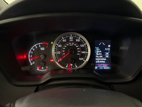 Used 2022 Toyota Corolla SE FWD image 35