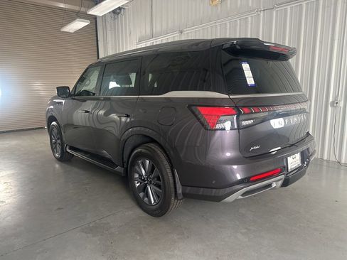 Certified 2026 INFINITI QX80 Pure w/ Cargo Package image 7